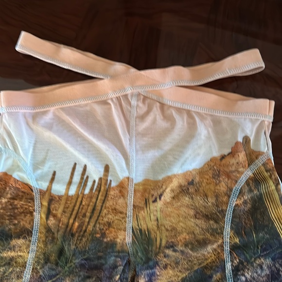 SHEIN *NEW* Women’s Cutout Waist Desert Landscape Print Mesh Biker Shorts - Picture 7 of 16